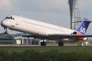McDonnell Douglas MD-81