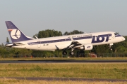 Embraer 175
