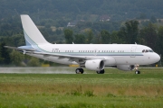 Airbus A319-100