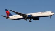 Boeing 767-400