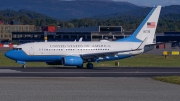 Boeing C-40